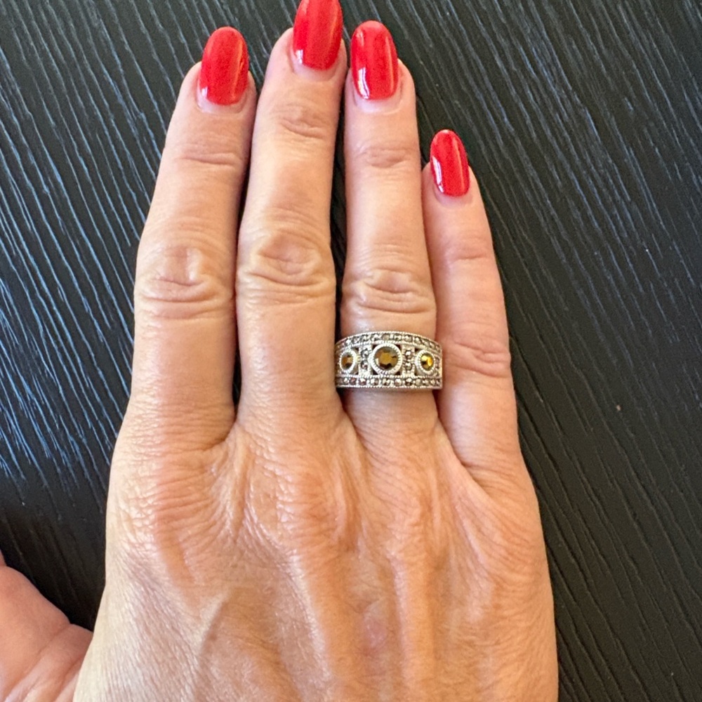 Judith Jack Silver and Gold Accent Ring / Size 6 / Stamped JJ 925 - Picture 3 of 4